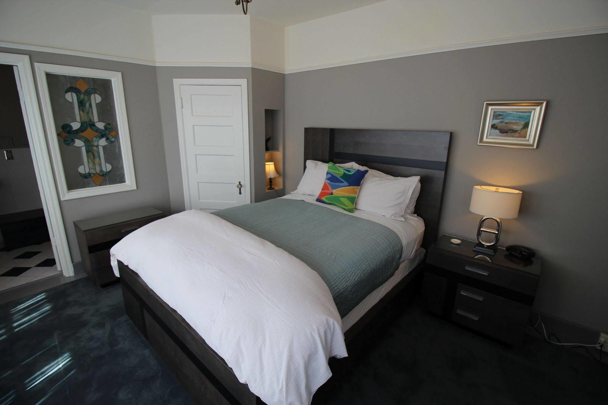 Nantucket Whale Inn Half Moon Bay Bagian luar foto